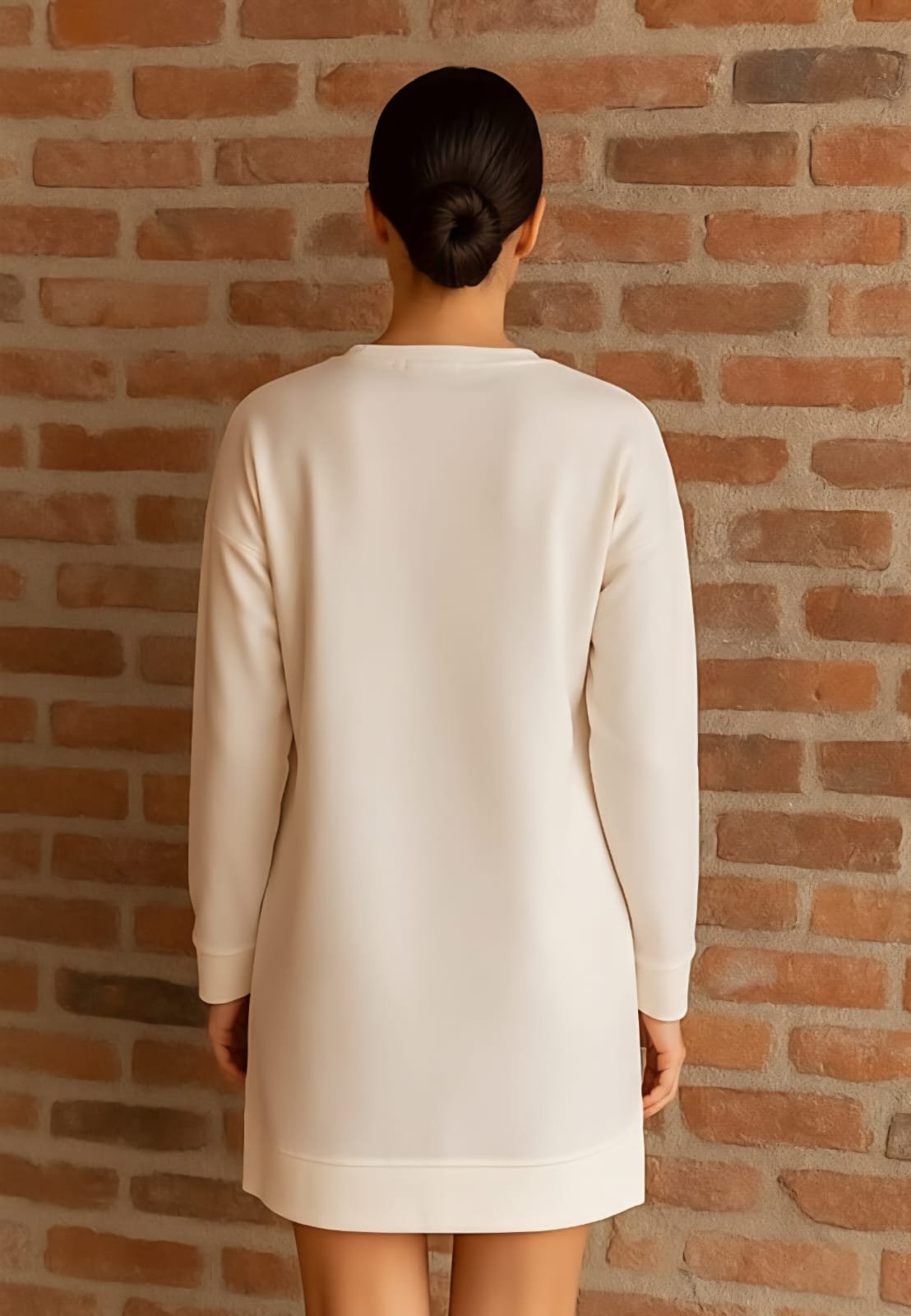 Kristal Kumaş Armalı Tunik: Işıltınızı Yansıtın - Görsel 3